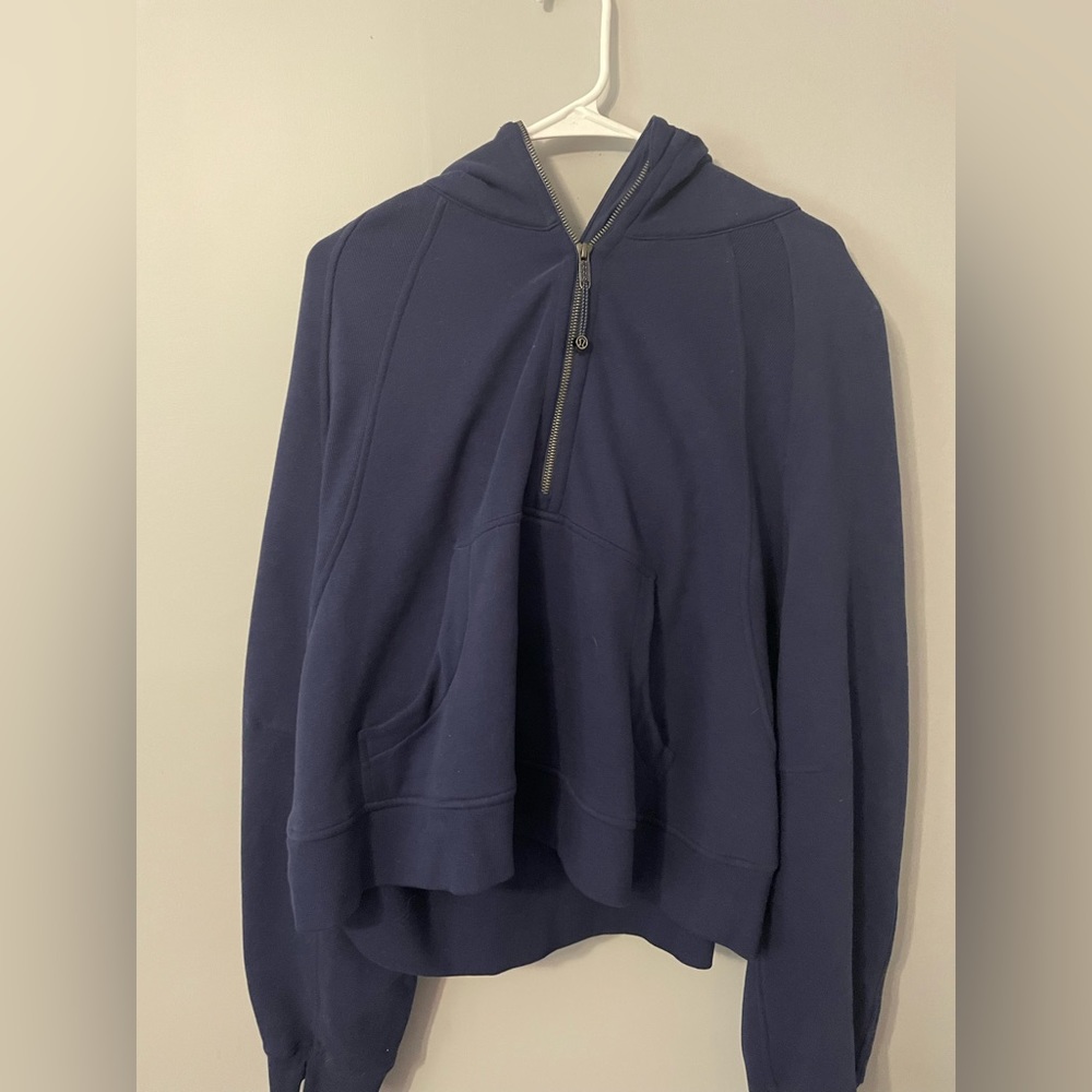 Hooded cropped lululemon scuba